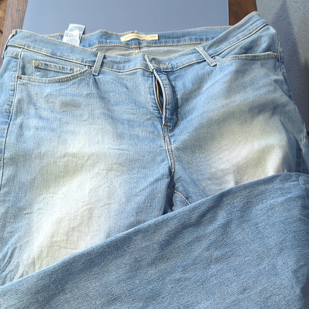 Levi Strauss 314 Shaping Straight 20 Waist Classic Blue Jean